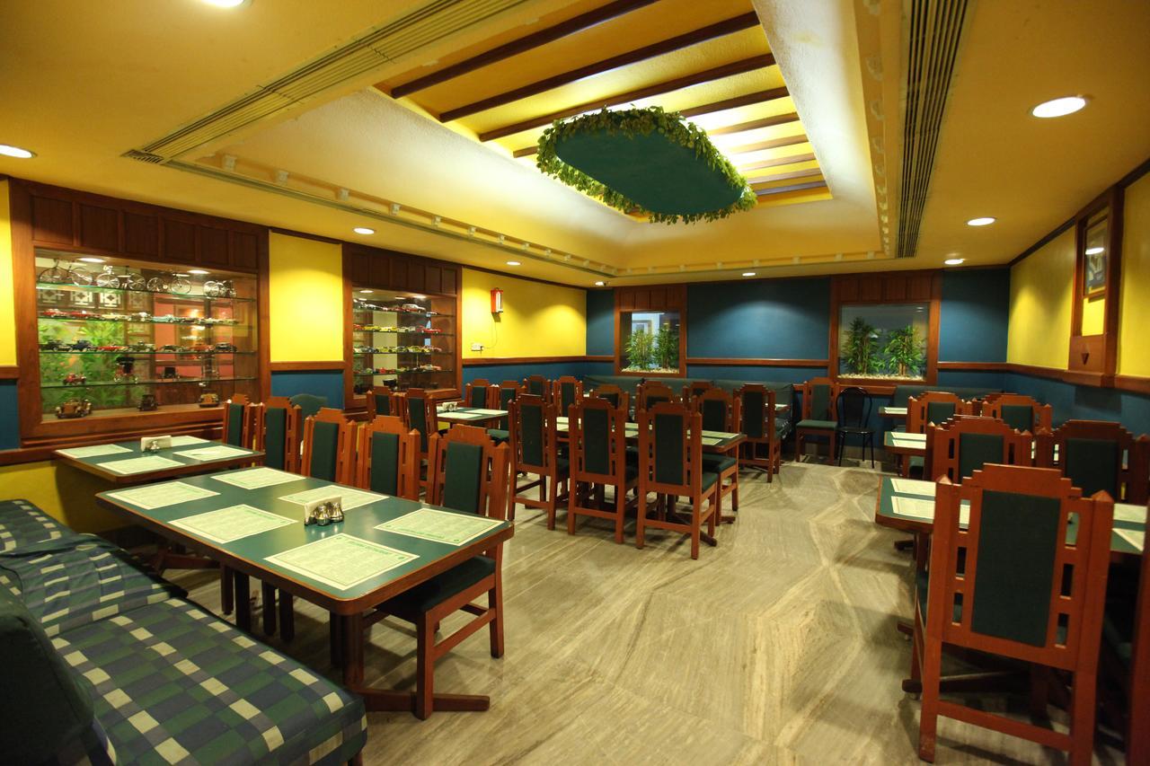 New Woodlands Hotel Chennai Extérieur photo