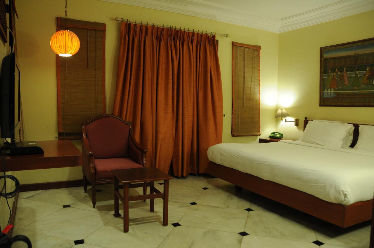 New Woodlands Hotel Chennai Extérieur photo
