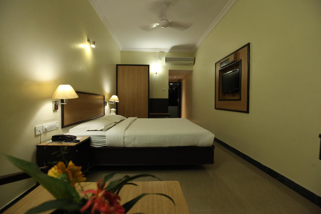 New Woodlands Hotel Chennai Extérieur photo