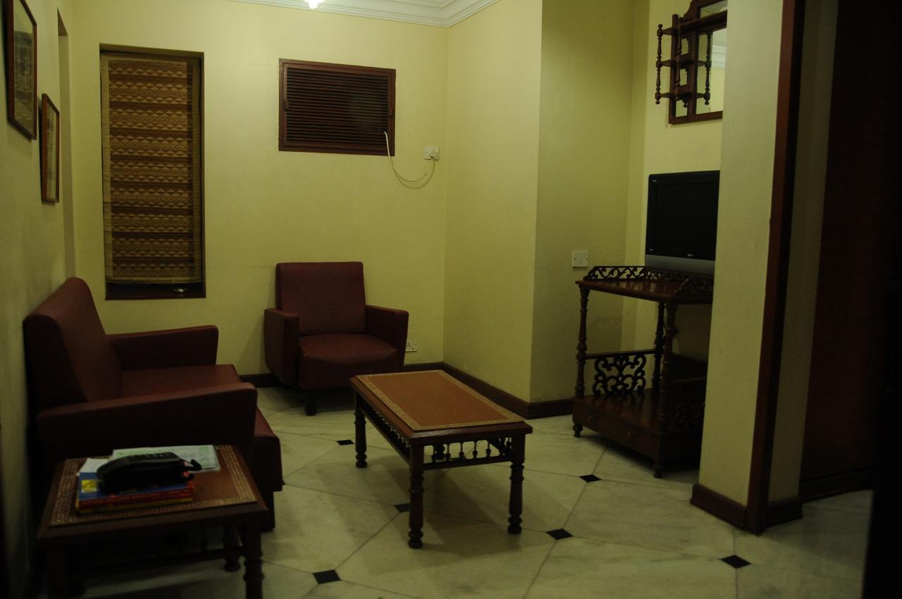 New Woodlands Hotel Chennai Extérieur photo