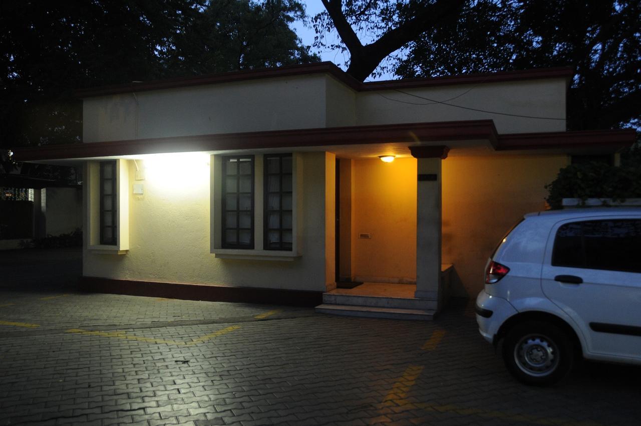 New Woodlands Hotel Chennai Extérieur photo