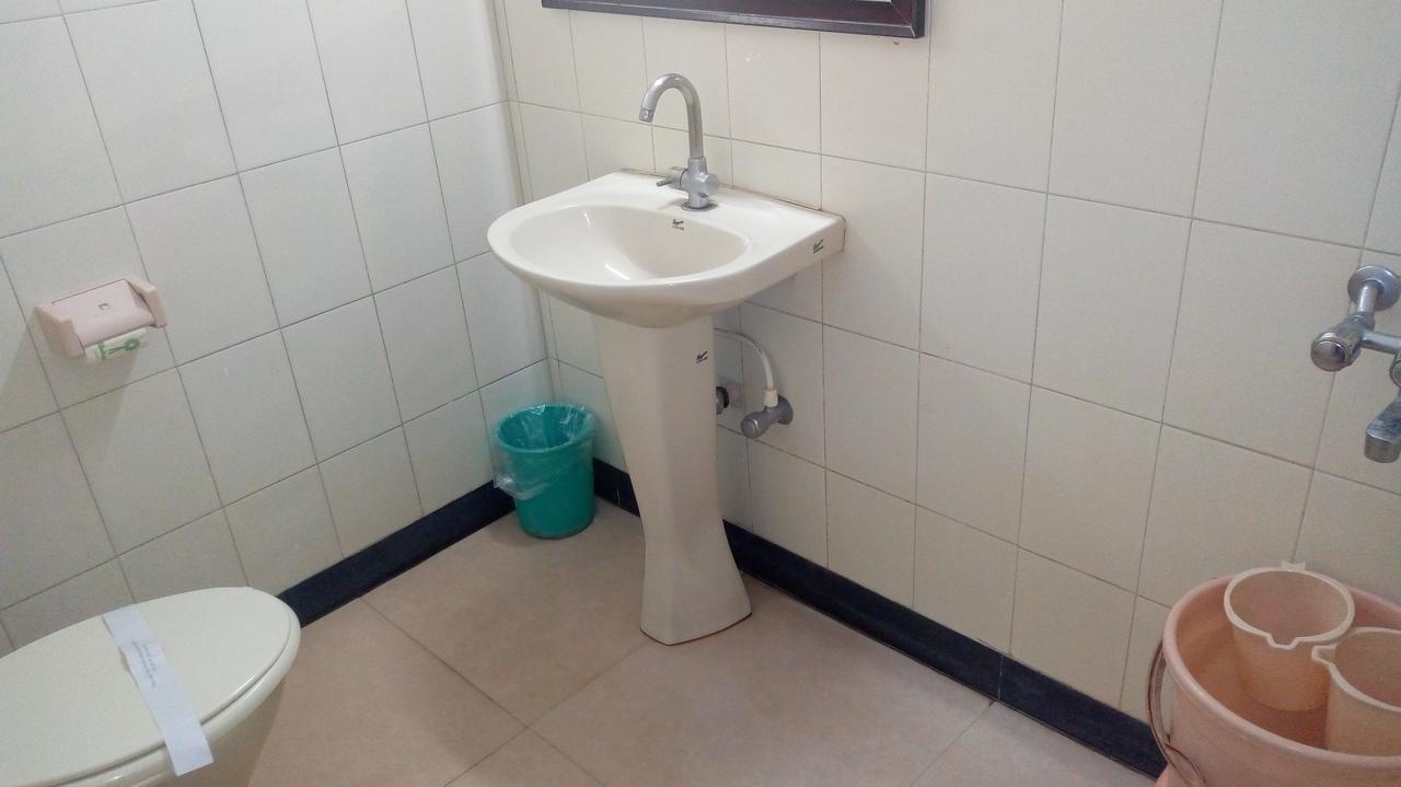 New Woodlands Hotel Chennai Extérieur photo